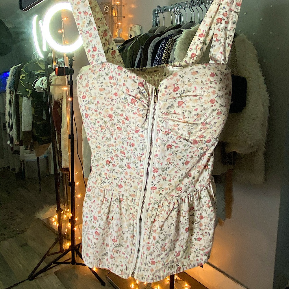 Floral vintage blouse